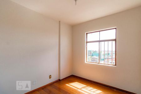 Quarto de apartamento à venda com 2 quartos, 60m² em Floresta, Belo Horizonte