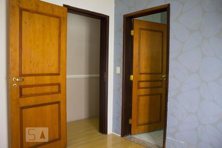 Suíte 2 de casa à venda com 3 quartos, 300m² em Vila Alpina, São Paulo