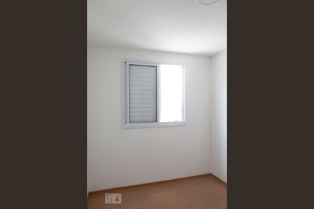 QUARTO 2 de apartamento para alugar com 2 quartos, 44m² em Jardim Iris, São Paulo