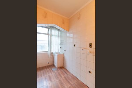 Cozinha e Área de Serviço de apartamento à venda com 1 quarto, 40m² em Sarandi, Porto Alegre