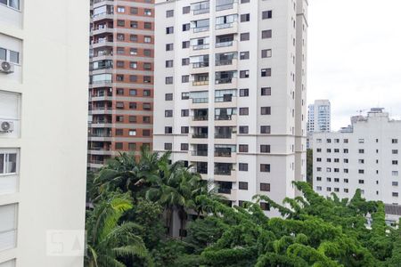 Vista do Quarto de apartamento para alugar com 1 quarto, 52m² em Vila Nova Conceição, São Paulo