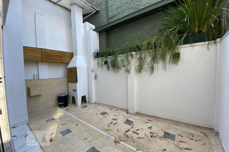 Varanda de casa de condomínio à venda com 2 quartos, 110m² em Real Parque, São Paulo