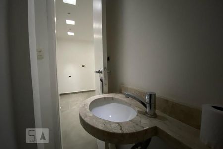 Casa de condomínio para alugar com 110m², 2 quartos e 2 vagas Casa de condomínio para alugar com 110m², 2 quartos e 2 vagasBanheiro de Serviço 1