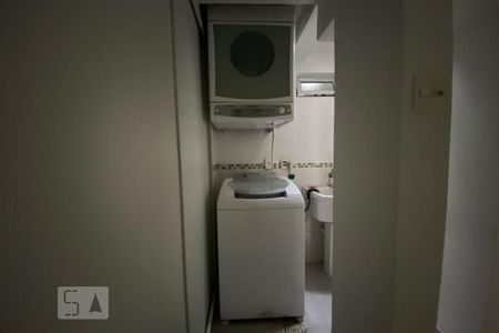 Casa de condomínio para alugar com 110m², 2 quartos e 2 vagas Casa de condomínio para alugar com 110m², 2 quartos e 2 vagasÁrea de Serviço