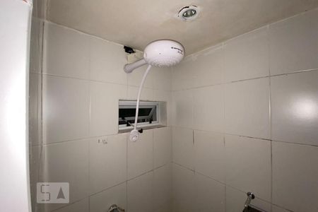 Casa de condomínio para alugar com 110m², 2 quartos e 2 vagas Casa de condomínio para alugar com 110m², 2 quartos e 2 vagasChuveiro