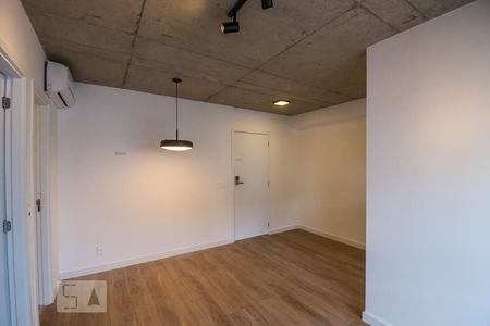 Sala de kitnet/studio à venda com 1 quarto, 40m² em Cambuí, Campinas