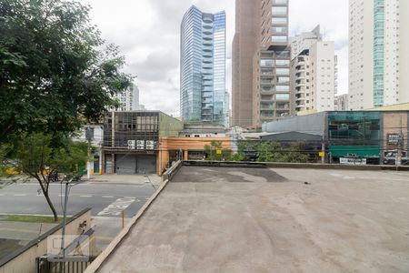 Vista Sala de apartamento à venda com 2 quartos, 103m² em Itaim Bibi, São Paulo