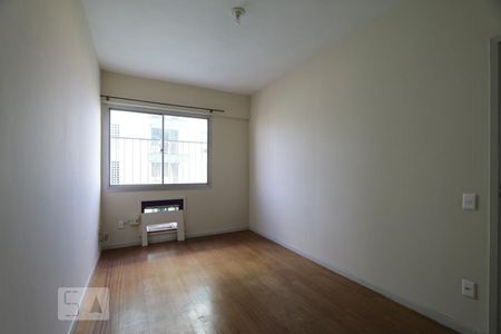 Quarto 2 de apartamento para alugar com 2 quartos, 74m² em Taquara, Rio de Janeiro