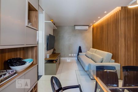 Sala 1 de apartamento para alugar com 2 quartos, 62m² em Carmo, Belo Horizonte