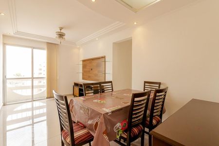 Sala de apartamento para alugar com 3 quartos, 72m² em Vila Firmiano Pinto, São Paulo