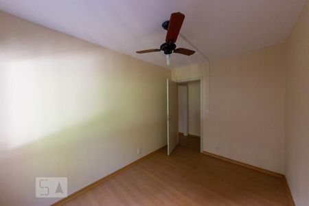 Quarto 1 de apartamento à venda com 2 quartos, 75m² em Centro Histórico, Porto Alegre