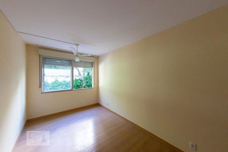 Apartamento para alugar com 75m², 2 quartos e 1 vagaSala