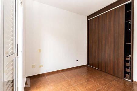 Quarto 1 suíte de casa de condomínio para alugar com 3 quartos, 84m² em Vila Pierina, São Paulo