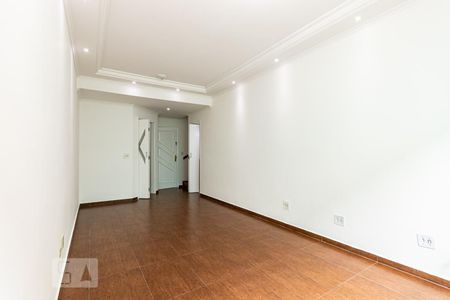 Sala de casa de condomínio para alugar com 3 quartos, 84m² em Vila Pierina, São Paulo