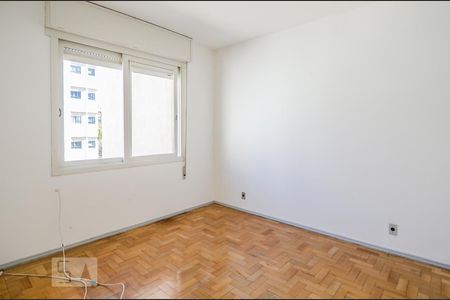 Quarto de apartamento à venda com 1 quarto, 60m² em Santana, Porto Alegre