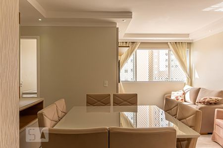 Sala de Estar de apartamento para alugar com 3 quartos, 63m² em Jardim Santa Emília, São Paulo
