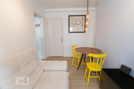 Sala de apartamento para alugar com 2 quartos, 43m² em Água Branca, São Paulo