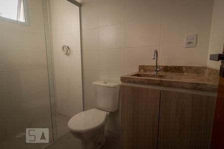 Banheiro de apartamento para alugar com 1 quarto, 32m² em Vila Azevedo, São Paulo