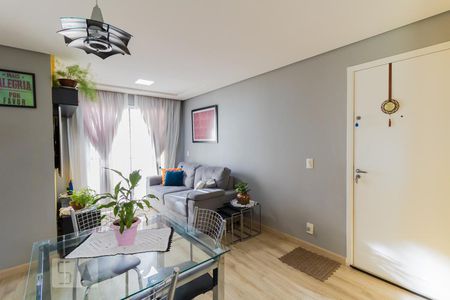 Sala de apartamento à venda com 3 quartos, 62m² em Colônia (zona Leste), São Paulo