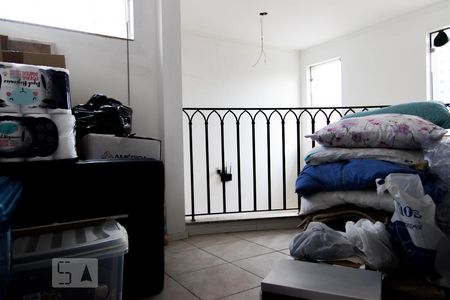 Mezanino de casa para alugar com 3 quartos, 144m² em Vila Scarpelli, Santo André