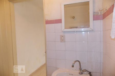 Banheiro de casa para alugar com 1 quarto, 50m² em Vila Maria Baixa, São Paulo