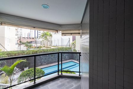 Varanda de apartamento para alugar com 2 quartos, 56m² em Indianópolis, São Paulo