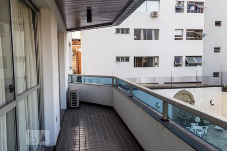 Varada da Sala / Quarto 1 de apartamento à venda com 4 quartos, 150m² em Vila Olímpia, São Paulo