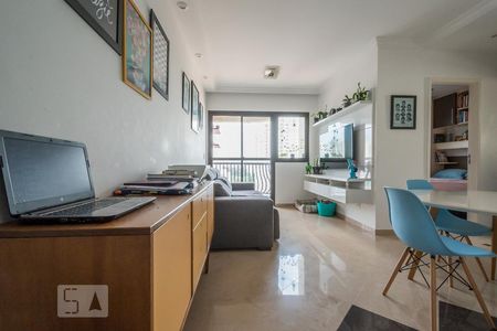 Sala de apartamento para alugar com 2 quartos, 52m² em Jardim Itapeva, São Paulo