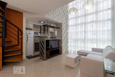 Sala de apartamento para alugar com 1 quarto, 75m² em Alphaville Industrial, Barueri