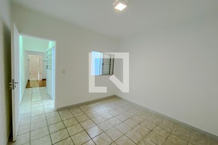 Quarto de casa para alugar com 1 quarto, 80m² em Vila Canero, São Paulo