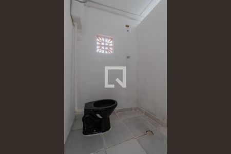 Banheiro de casa para alugar com 1 quarto, 20m² em Vila Lais, São Paulo