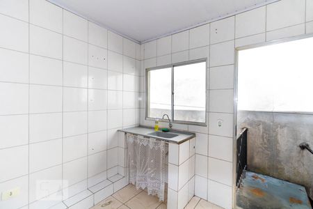 Cozinha e Área de Serviço de casa para alugar com 1 quarto, 30m² em Vila Medeiros, São Paulo