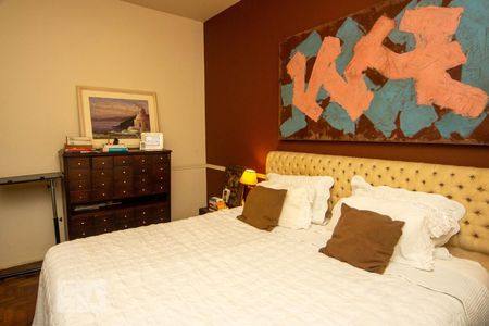 Casa à venda com 480m², 4 quartos e 4 vagas Casa à venda com 480m², 4 quartos e 4 vagasQuarto 3