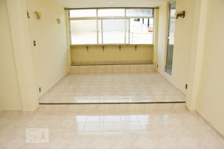 Sala de apartamento para alugar com 3 quartos, 100m² em Jardim Guanabara, Rio de Janeiro