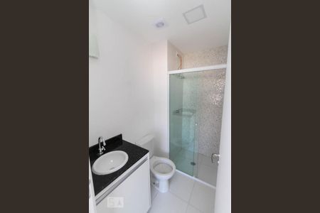 Banheiro de apartamento para alugar com 1 quarto, 33m² em Chácara Santo Antônio (zona Leste), São Paulo