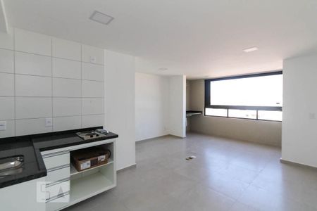 Cozinha de apartamento para alugar com 1 quarto, 33m² em Chácara Santo Antônio (zona Leste), São Paulo