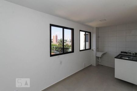 Cozinha e Área de Serviço de kitnet/studio para alugar com 1 quarto, 25m² em Chácara Santo Antônio (zona Leste), São Paulo