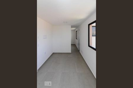 Sala de kitnet/studio para alugar com 1 quarto, 25m² em Chácara Santo Antônio (zona Leste), São Paulo