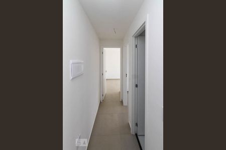 Corredor de apartamento para alugar com 2 quartos, 58m² em Chácara Santo Antônio (zona Leste), São Paulo