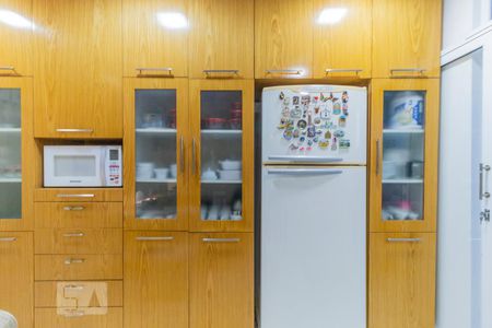 Apartamento para alugar com 210m², 3 quartos e 1 vaga Apartamento para alugar com 210m², 3 quartos e 1 vagaCozinha - Geladeira