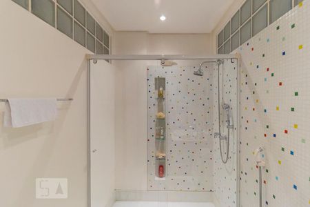 Apartamento para alugar com 210m², 3 quartos e 1 vaga Apartamento para alugar com 210m², 3 quartos e 1 vagaBanheiro da Suíte 2 - Box de Vidro