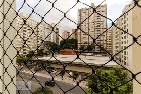 Apartamento para alugar com 210m², 3 quartos e 1 vaga Apartamento para alugar com 210m², 3 quartos e 1 vagaVista do Apartamento