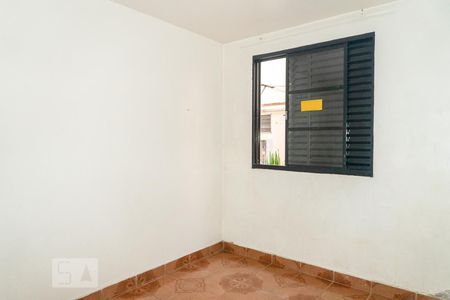 Quarto 01 de apartamento para alugar com 2 quartos, 50m² em Conjunto Residencial José Bonifácio, São Paulo