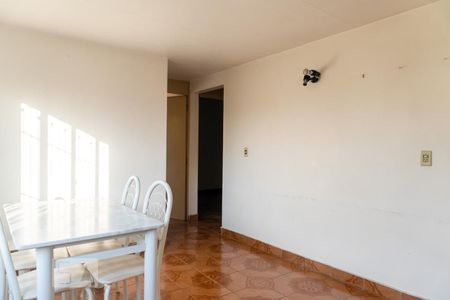 Sala de apartamento para alugar com 2 quartos, 50m² em Conjunto Residencial José Bonifácio, São Paulo