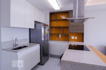 Cozinha de apartamento à venda com 1 quarto, 47m² em Parque Industrial Tomas Edson, São Paulo