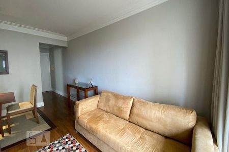 Sala de apartamento para alugar com 3 quartos, 67m² em Jardim Londrina, São Paulo