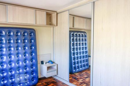 Quarto de apartamento para alugar com 1 quarto, 50m² em Azenha, Porto Alegre