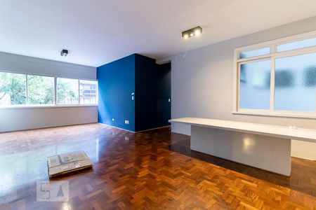 Sala de apartamento à venda com 2 quartos, 140m² em Cerqueira César, São Paulo