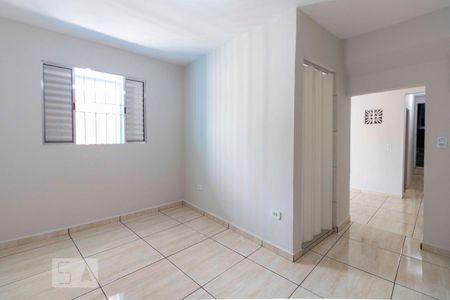 Quarto 1 de casa para alugar com 2 quartos, 40m² em Conjunto Habitacional Teotonio Vilela, São Paulo
