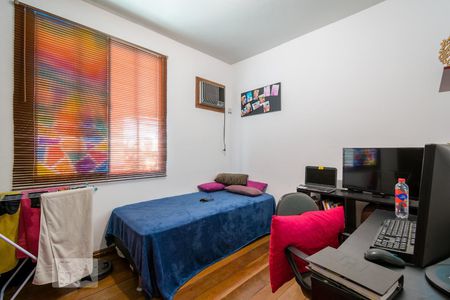 Quarto 2 de apartamento para alugar com 2 quartos, 54m² em Padre Eustáquio, Belo Horizonte